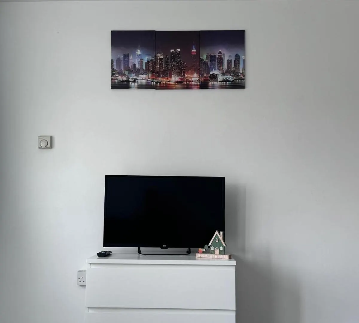 Stunning 3Bedroom Flat In Bethnal Green- 3Mins Away From Underground Station London Apartment
