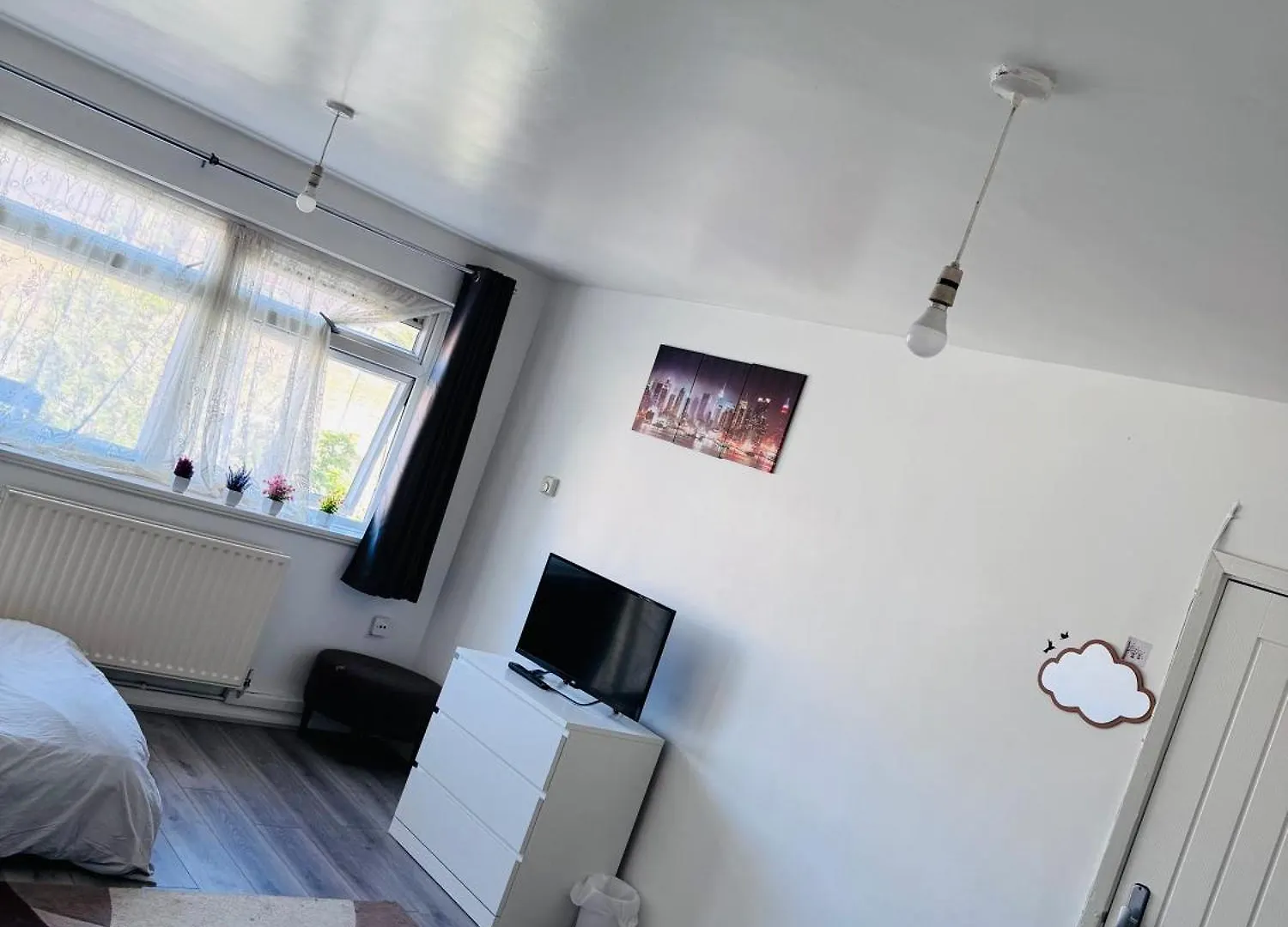 Stunning 3Bedroom Flat In Bethnal Green- 3Mins Away From Underground Station London United Kingdom