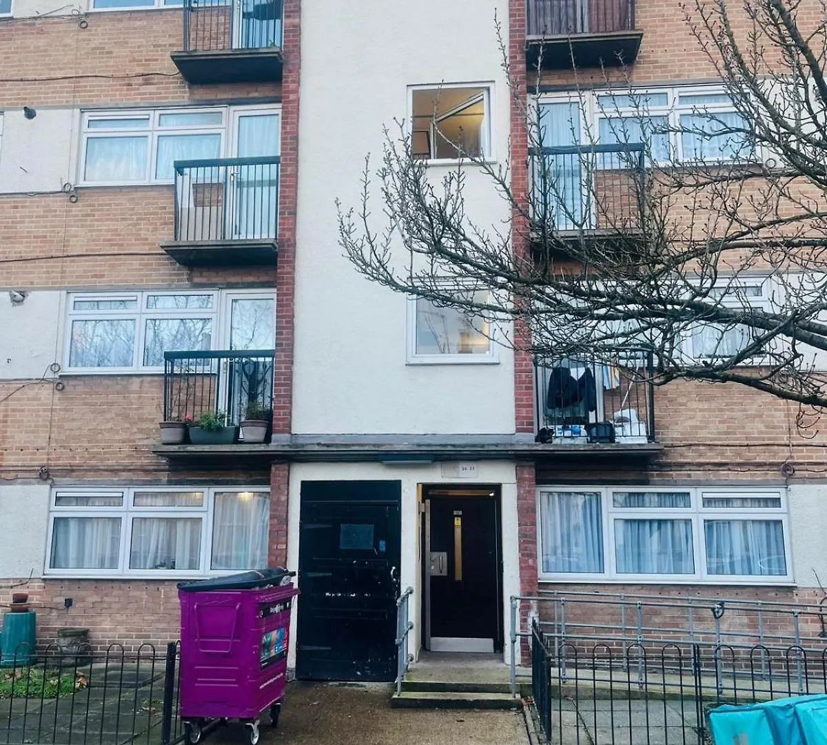 Apartment Stunning 3Bedroom Flat In Bethnal Green- 3Mins Away From Underground Station London